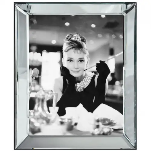 By Kohler Uniek en handgemaakt  Afbeelding Breakfast At Tiffany's 50x4.5x60cm Audrey Hepburn (112331)