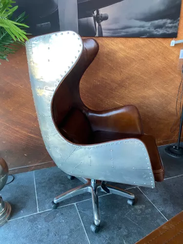By Kohler Uniek en handgemaakt  Vliegtuigstoel Eddison 77x91x106cm (202294)